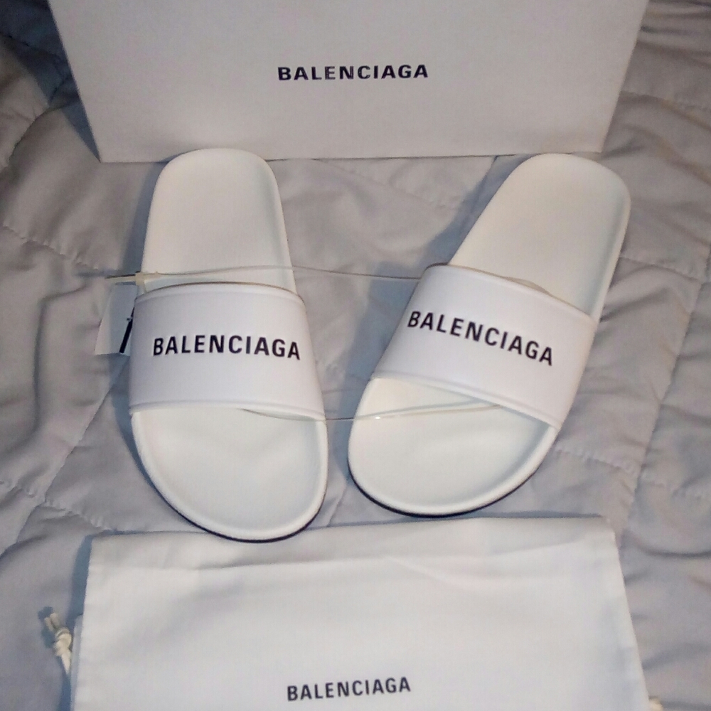 Balenciaga slides - Picture 2 of 9